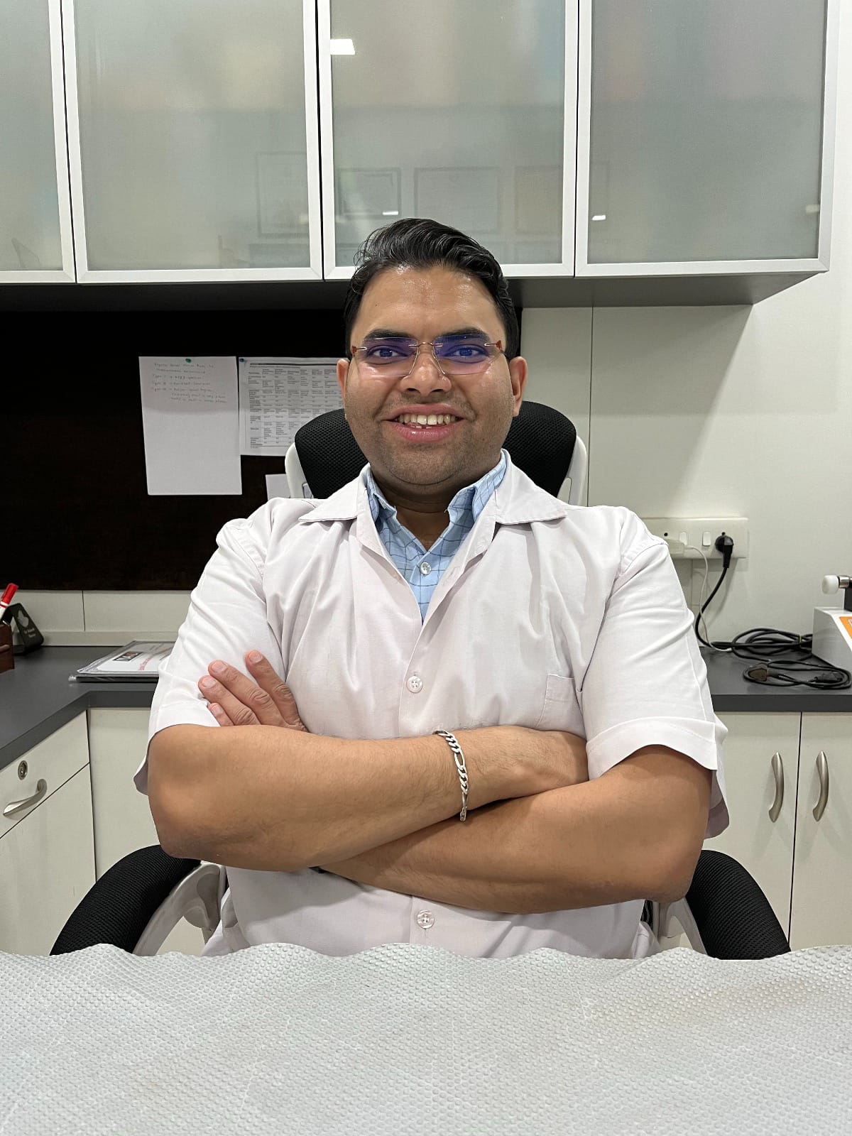 Dr. Mahesh Shenoi (PT)